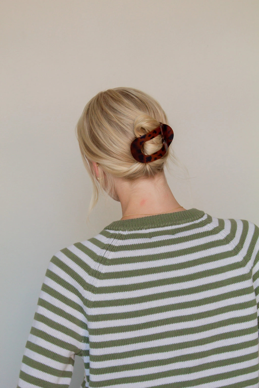 Circle Cutout Flat Claw Clip - 4 options